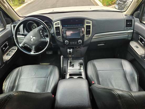 MITSUBISHI-PAJERO FULL-3.2 HPE 4X4 16V TURBO INTERCOOLER DIESEL 4P AUTOMÁTICO MITSUBISHI-PAJERO FULL-2018