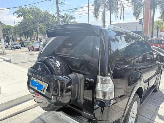 MITSUBISHI-PAJERO FULL-3.8 HPE 4X4 V6 24V GASOLINA 4P AUTOMÁTICO MITSUBISHI-PAJERO FULL-2010