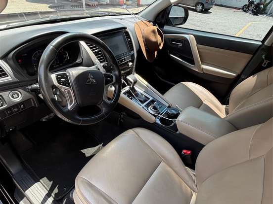 MITSUBISHI-PAJERO SPORT-2.4 16V MIVEC TURBO DIESEL HPE-S AWD AUTOMÁTICO MITSUBISHI-PAJERO SPORT-2020