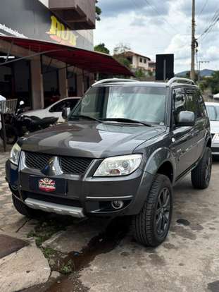 MITSUBISHI-PAJERO TR4-2.0 4X4 16V 140CV FLEX 4P AUTOMÁTICO MITSUBISHI-PAJERO TR4-2012