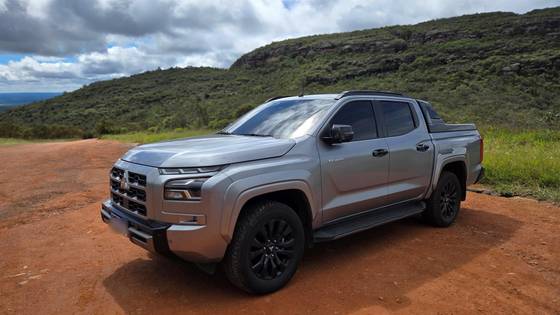 MITSUBISHI TRITON 2.4 BITURBO DIESEL CD KATANA 4X4 AUTOMÁTICO