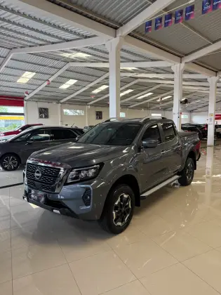 NISSAN FRONTIER 2.3 16V TURBO DIESEL PLATINUM CD 4X4 AUTOMÁTICO