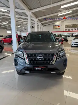 NISSAN-FRONTIER-2024