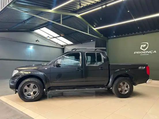 NISSAN-FRONTIER-2.5 LE 4X4 CD TURBO ELETRONIC DIESEL 4P AUTOMÁTICO NISSAN-FRONTIER-2012