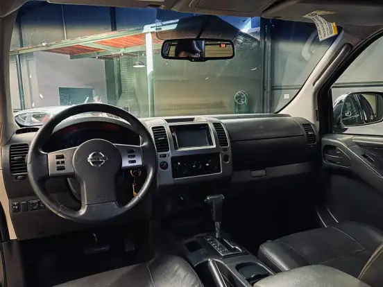 NISSAN-FRONTIER-2.5 LE 4X4 CD TURBO ELETRONIC DIESEL 4P AUTOMÁTICO NISSAN-FRONTIER-2012