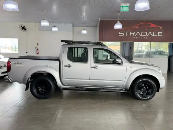 NISSAN-FRONTIER-2.5 LE 4X4 CD TURBO ELETRONIC DIESEL 4P MANUAL NISSAN-FRONTIER-2011