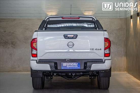 NISSAN-FRONTIER-2023