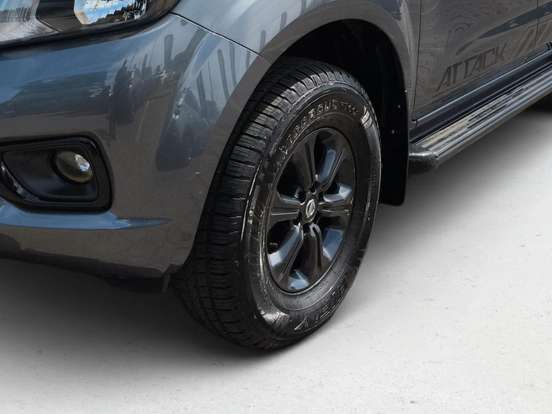 NISSAN-FRONTIER-2021