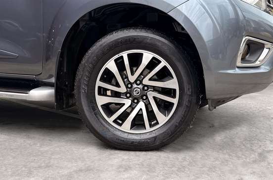 NISSAN-FRONTIER-2021
