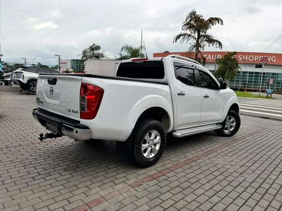 NISSAN-FRONTIER-2017