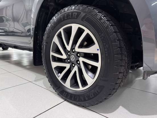 NISSAN-FRONTIER-2021
