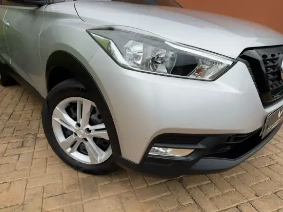 NISSAN-KICKS-2020