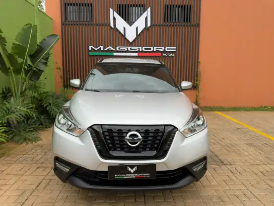NISSAN-KICKS-2020
