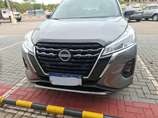 NISSAN-KICKS-2023