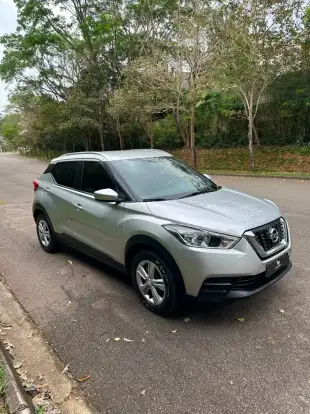 NISSAN-KICKS-2017