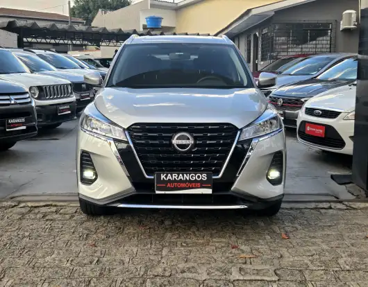 NISSAN-KICKS-2023