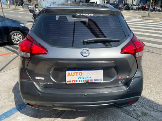 NISSAN-KICKS-2020