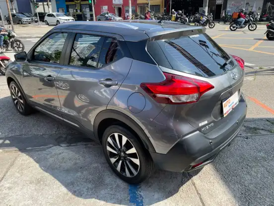 NISSAN-KICKS-2020