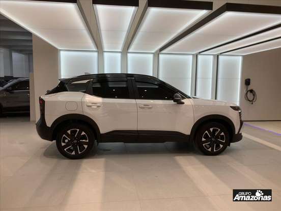 NISSAN-KICKS-2025
