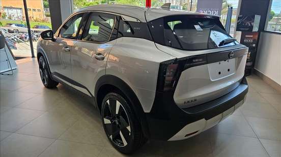 NISSAN-KICKS-2025