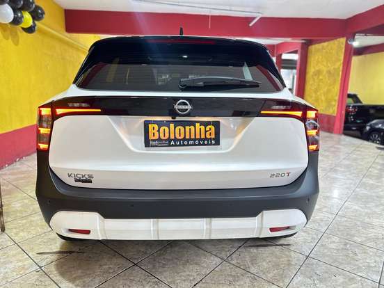 NISSAN-KICKS-2025