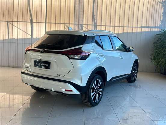 NISSAN-KICKS-2024