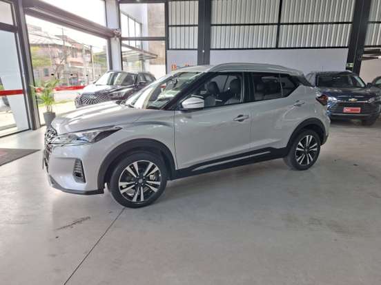 NISSAN-KICKS-2022