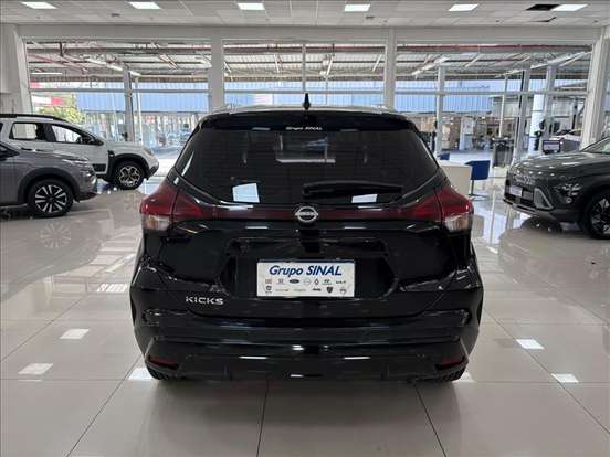 NISSAN-KICKS-2024