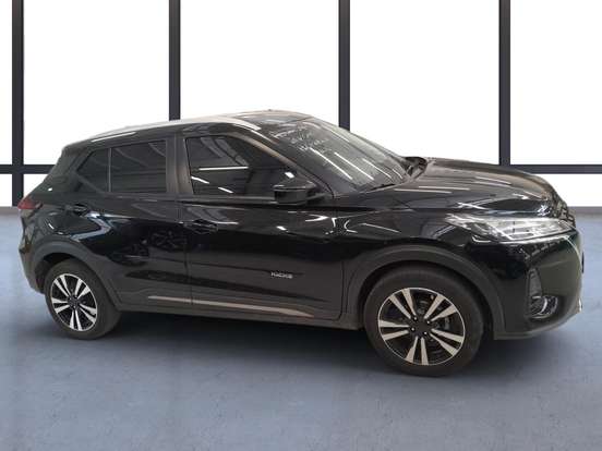 NISSAN-KICKS-2022