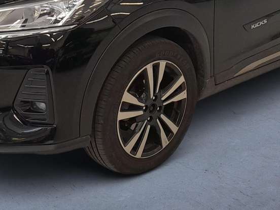 NISSAN-KICKS-2022