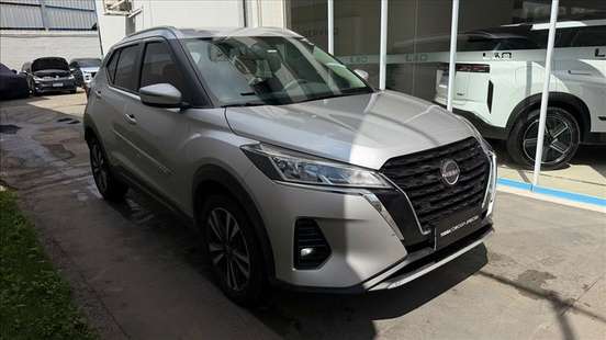 NISSAN-KICKS-2023