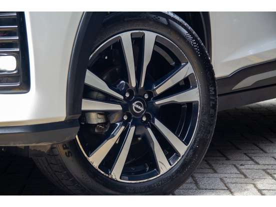 NISSAN-KICKS-2023