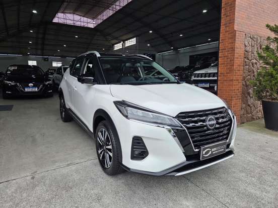 NISSAN-KICKS-2023