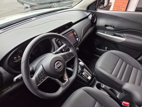 NISSAN-KICKS-2023