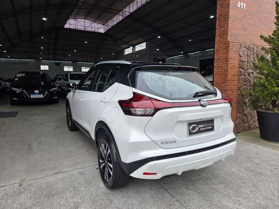 NISSAN-KICKS-1.6 16V FLEXSTART EXCLUSIVE XTRONIC NISSAN-KICKS-2023