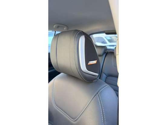 NISSAN-KICKS-2023