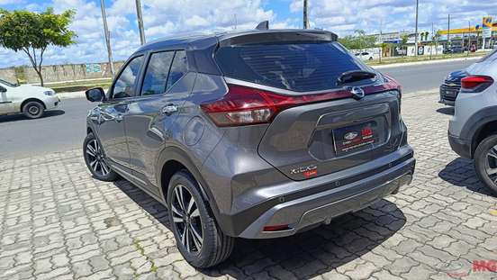 NISSAN-KICKS-2022