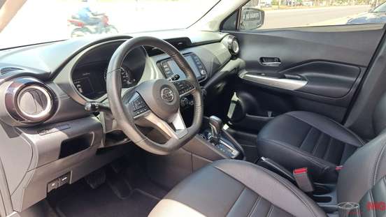 NISSAN-KICKS-2022