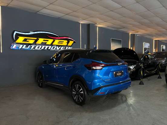 NISSAN-KICKS-2023