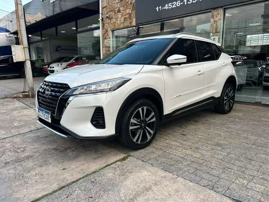 NISSAN-KICKS-2023