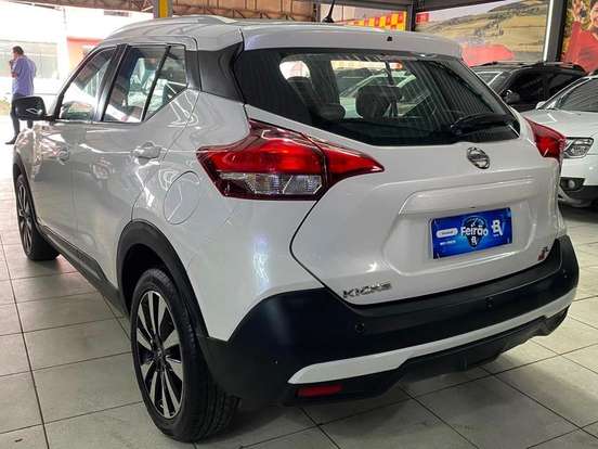 NISSAN-KICKS-2016