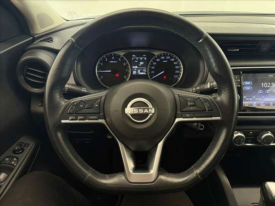 NISSAN-KICKS-2023