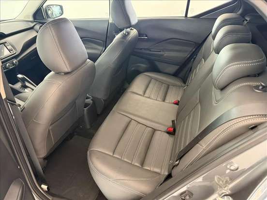 NISSAN-KICKS-2023