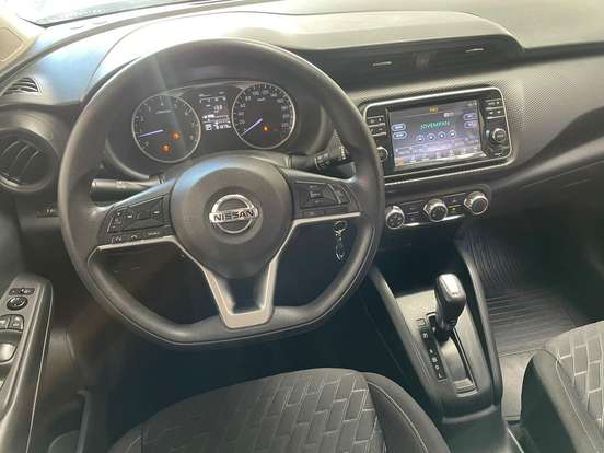 NISSAN-KICKS-2022