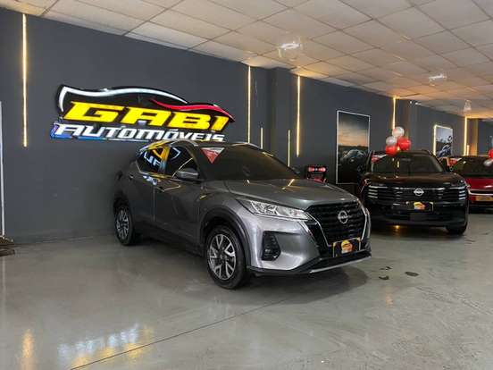 NISSAN-KICKS-2023