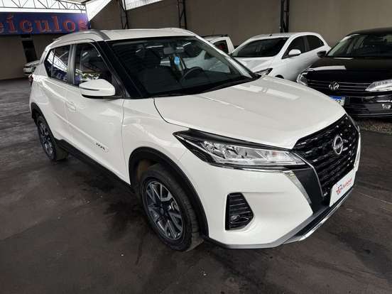NISSAN-KICKS-2023