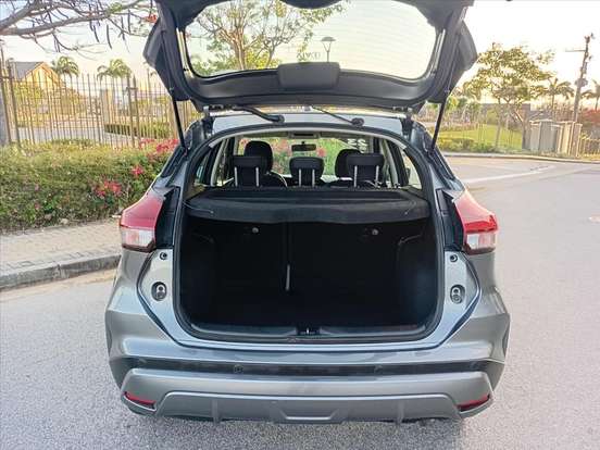 NISSAN-KICKS-2023