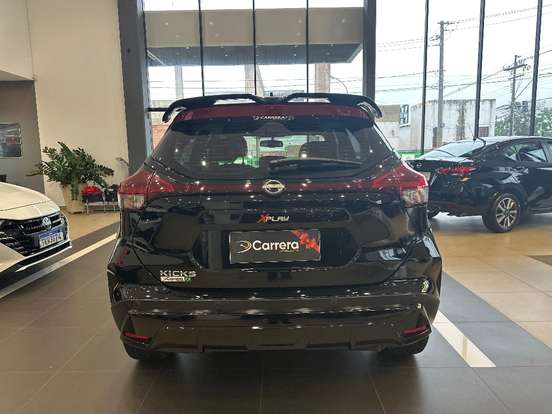 NISSAN-KICKS-2023