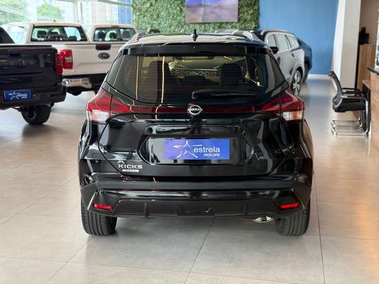 NISSAN-KICKS PLAY-2025