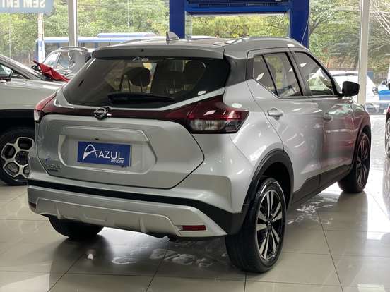 NISSAN-KICKS PLAY-2025
